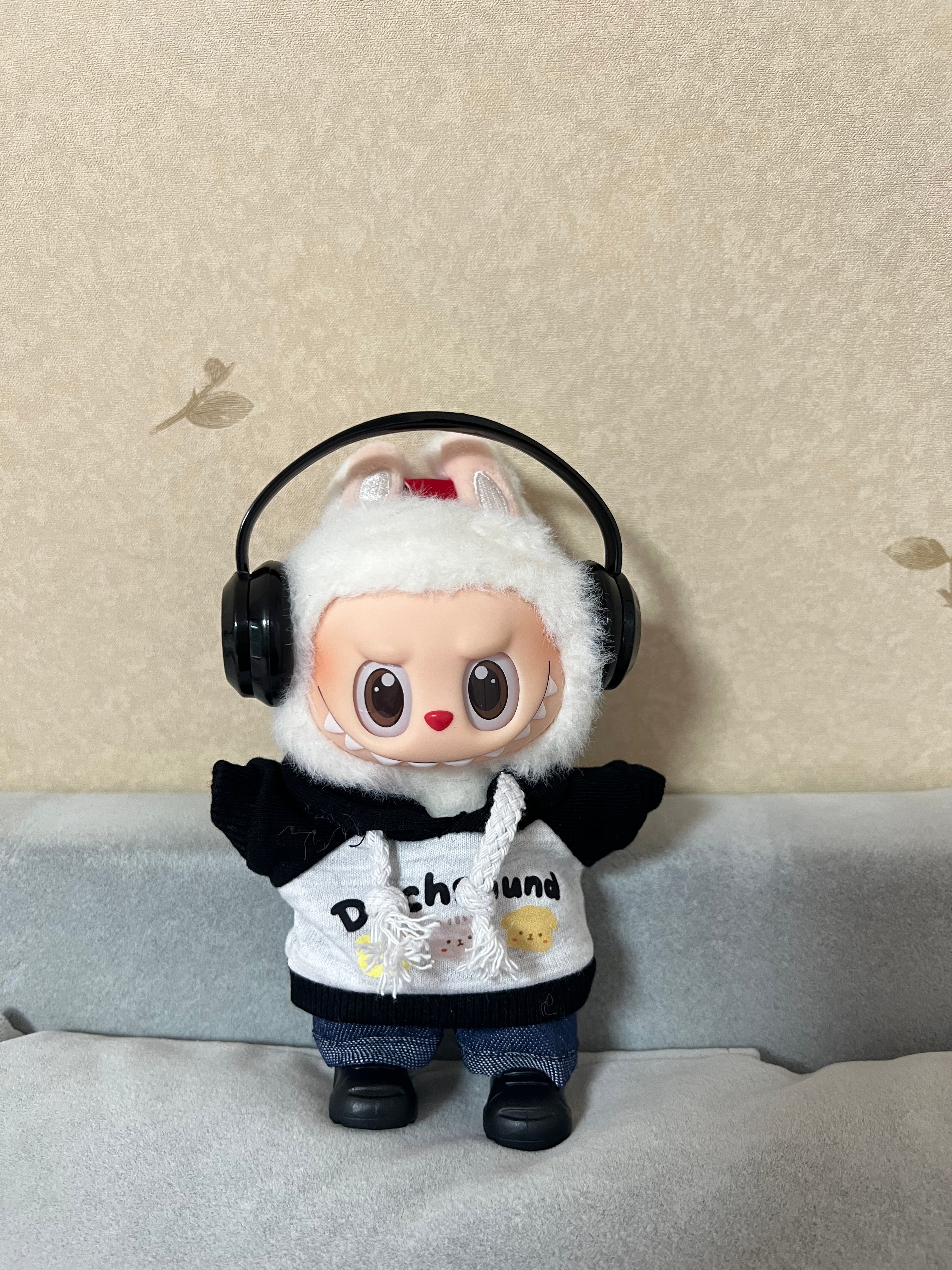 Doll Clothes - Streetwear Vibes Set with Headphones Doll Outfit
